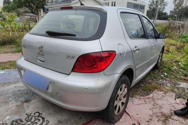 Used Peugeot 307 2010 Hatchback 1.6L Manual Comfort Edition Rear Right 45 Deg