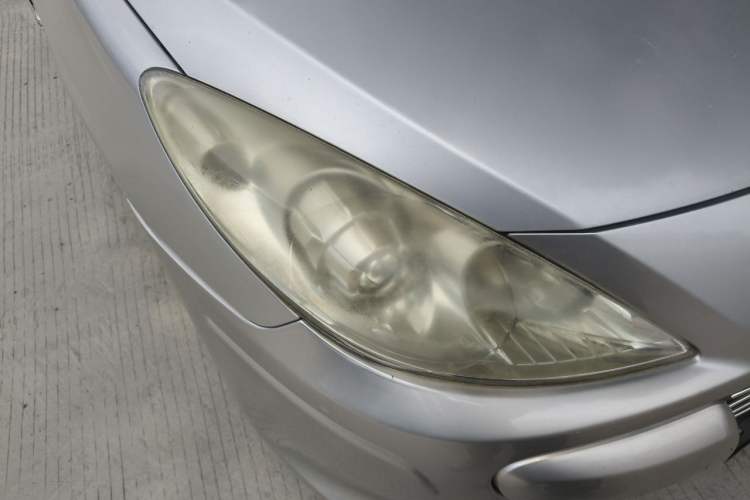 Used Peugeot 307 2010 Sedan 1.6L Manual Comfort Edition Right Front Headlight