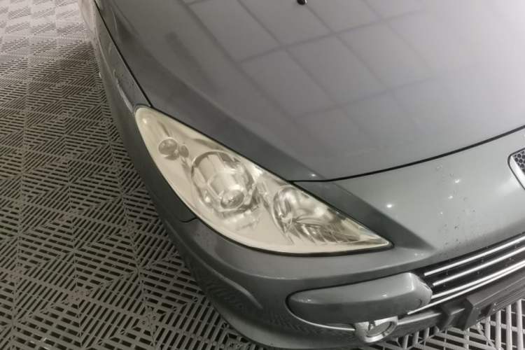 Used Peugeot 307 2010 Hatchback 1.6L Manual Comfort Edition Right Front Headlight