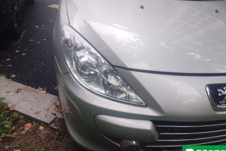 Used Peugeot 307 2010 Hatchback 1.6L Automatic Comfort Edition Right Front Headlight