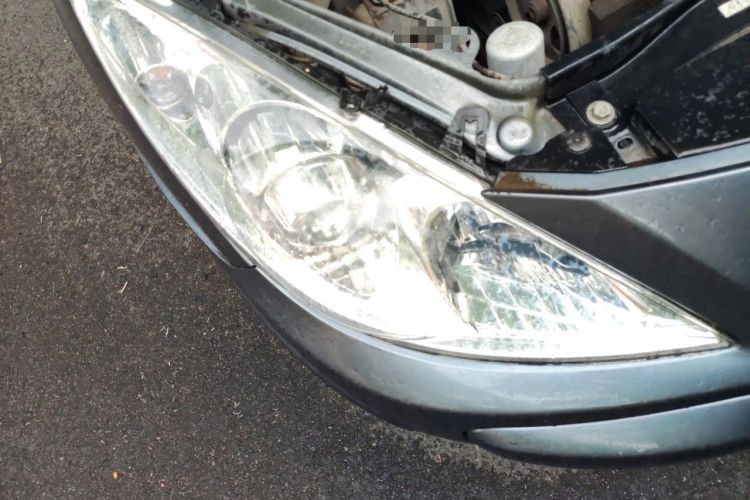 Used Peugeot 307 2010 Sedan 1.6L Manual Comfort Edition Right Front Headlight