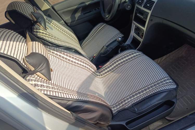 Used Peugeot 307 2010 Sedan 1.6L Manual Comfort Edition Right Front Seat