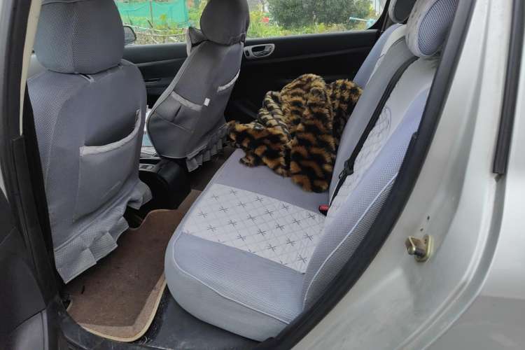 Used Peugeot 307 2010 Hatchback 1.6L Manual Comfort Edition Right Rear Seat