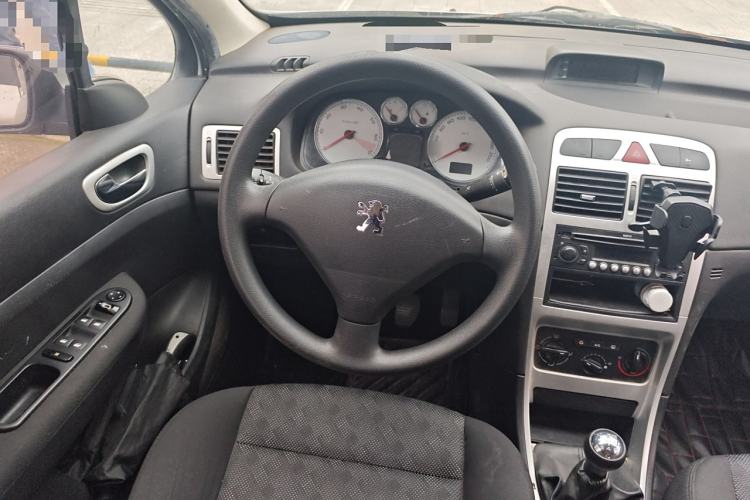 Used Peugeot 307 2010 Hatchback 1.6L Manual Comfort Edition Steering Wheel