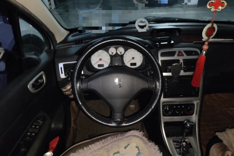 Used Peugeot 307 2010 Hatchback 1.6L Manual Comfort Edition Steering Wheel