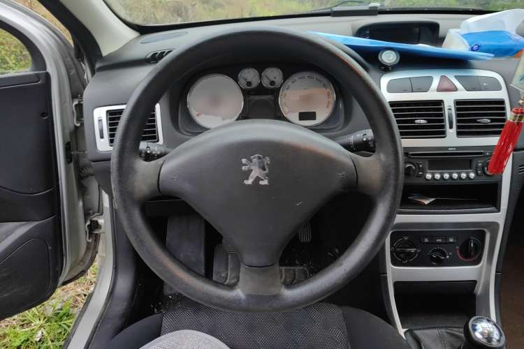 Used Peugeot 307 2010 Hatchback 1.6L Manual Comfort Edition Steering Wheel