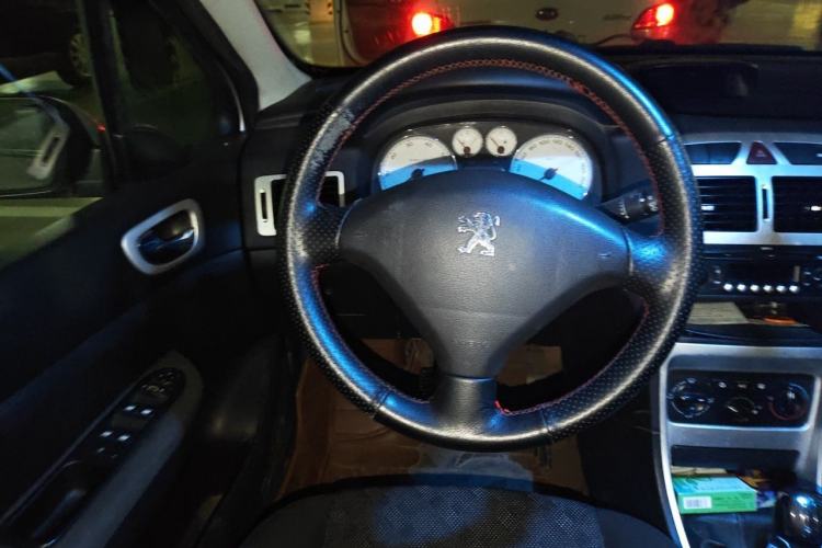Used Peugeot 307 2010 Hatchback 1.6L Manual Comfort Edition Steering Wheel
