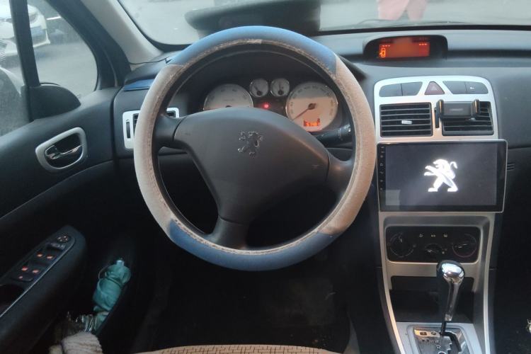 Used Peugeot 307 2010 Hatchback 1.6L Automatic Comfort Edition Steering Wheel