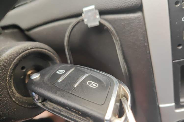 Used Peugeot 307 2010 Hatchback 1.6L Automatic Comfort Edition Vehicle Key
