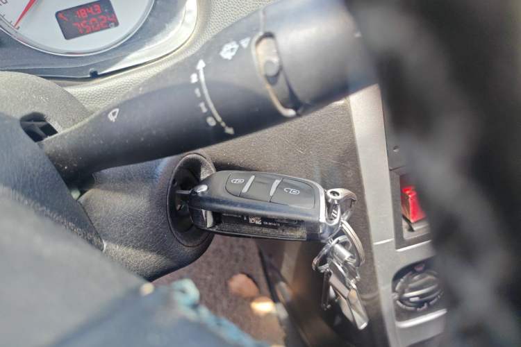 Used Peugeot 307 2010 Sedan 1.6L Manual Comfort Edition Vehicle Key