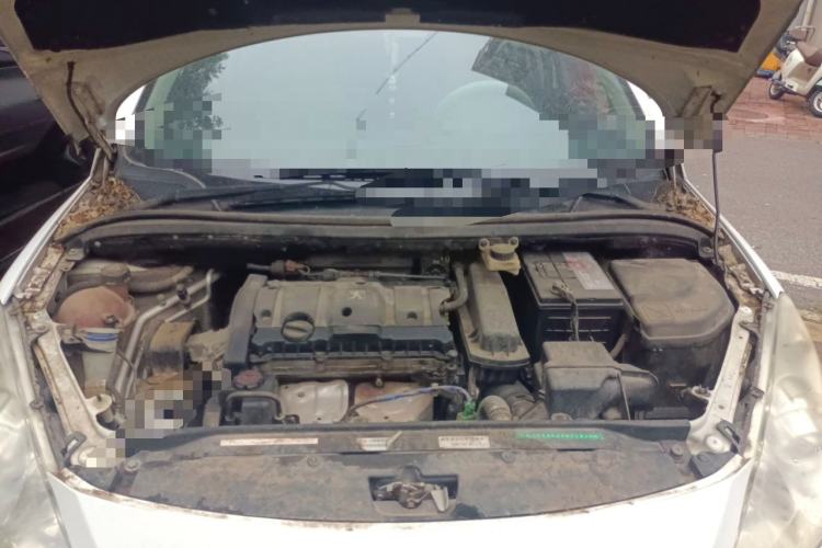 Used Peugeot 307 2010 Hatchback 1.6L Automatic Comfort Edition Engine Bay