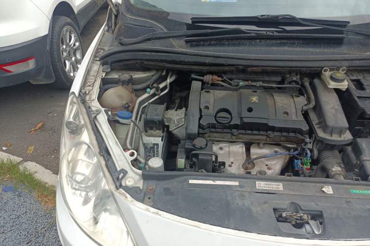 Used Peugeot 307 2010 Hatchback 1.6L Automatic Comfort Edition Engine Bay Right