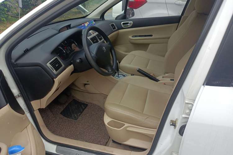 Used Peugeot 307 2010 Hatchback 1.6L Automatic Comfort Edition Left Front Seat