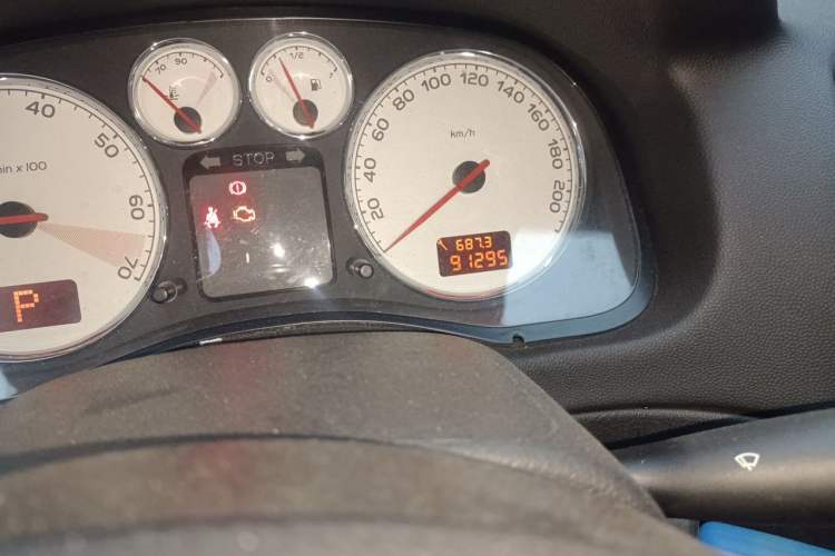Used Peugeot 307 2010 Hatchback 1.6L Automatic Comfort Edition Odometer Close Up
