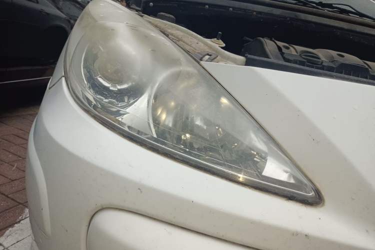 Used Peugeot 307 2010 Hatchback 1.6L Automatic Comfort Edition Right Front Headlight
