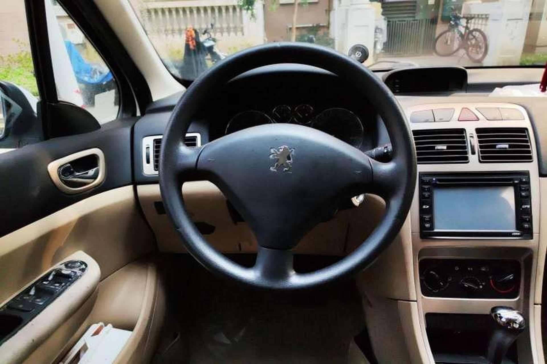 Used Peugeot 307 2010 Hatchback 1.6L Automatic Comfort Edition Steering Wheel