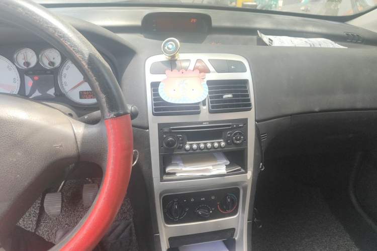 Used Peugeot 307 2011 1.6L Manual CROSS Audio And AC Panel