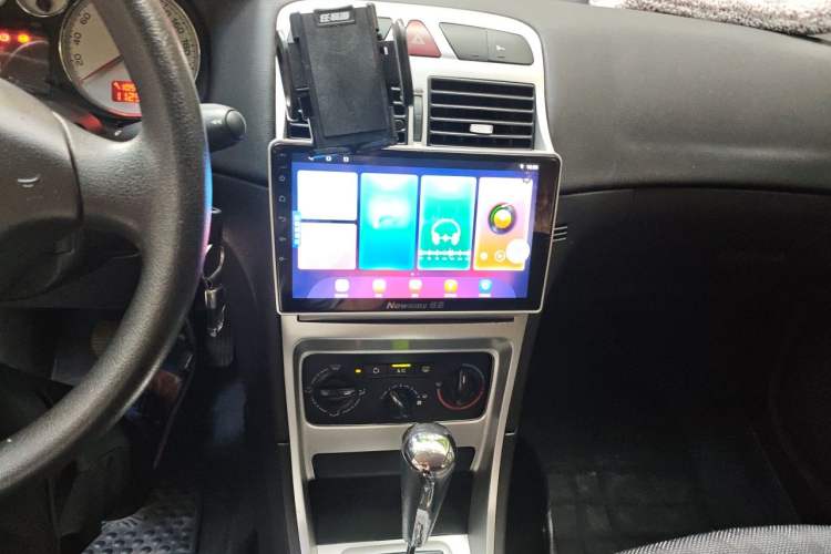 Used Peugeot 307  Audio And AC Panel