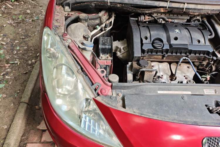 Used Peugeot 307  Engine Bay Right