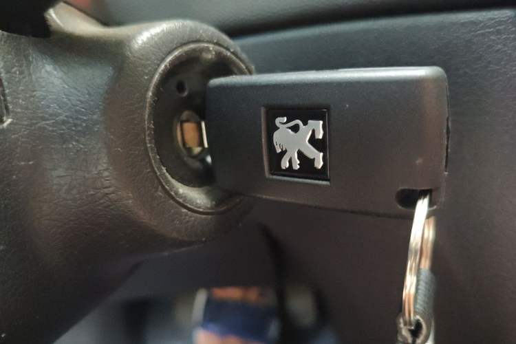 Used Peugeot 307  Vehicle Key