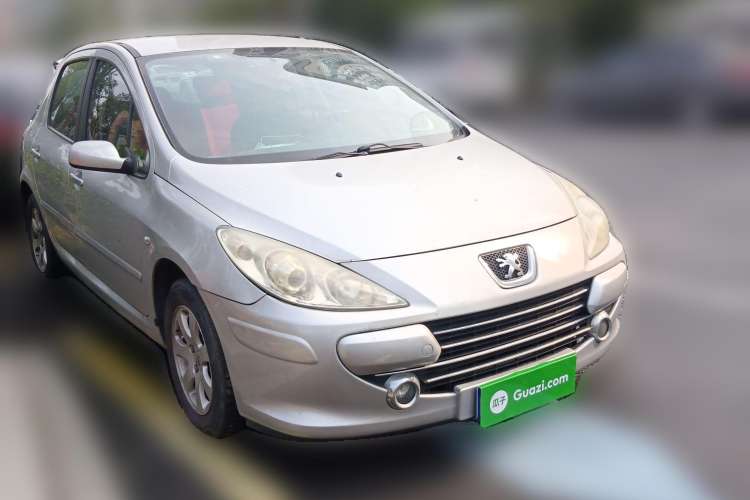 Used Peugeot 307 2011 1.6L Manual CROSS Front Right 45 Deg