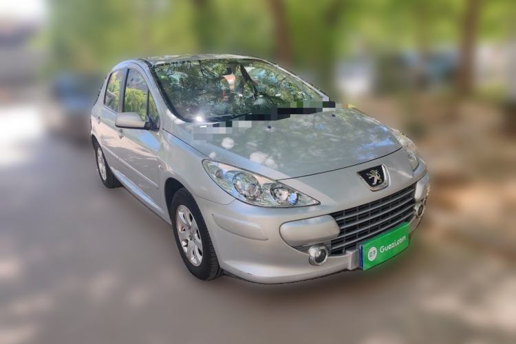 Used Peugeot 307 2011 1.6L Manual CROSS Front Right 45 Deg