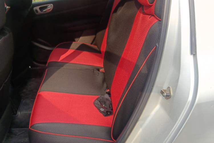 Used Peugeot 307 2011 1.6L Manual CROSS Left Rear Seat