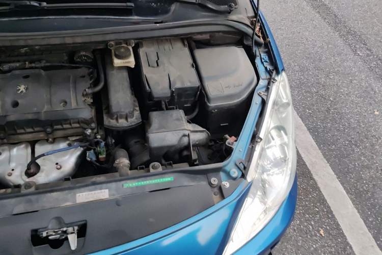 Used Peugeot 307 2012 Hatchback 1.6L Automatic Comfort Edition Engine Bay Left