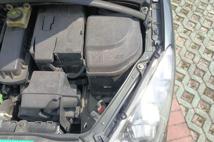 Used Peugeot 307 2012 Hatchback 1.6L Automatic Comfort Edition Engine Bay Left