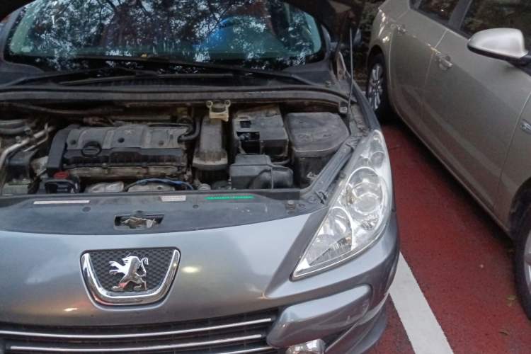 Used Peugeot 307 2012 Hatchback 1.6L Automatic Comfort Edition Engine Bay Left