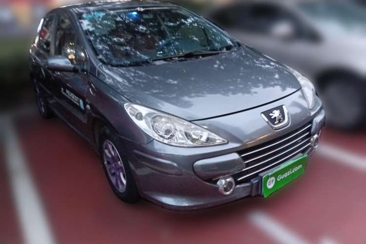 Used Peugeot 307 2012 Hatchback 1.6L Automatic Comfort Edition Front Right 45 Deg