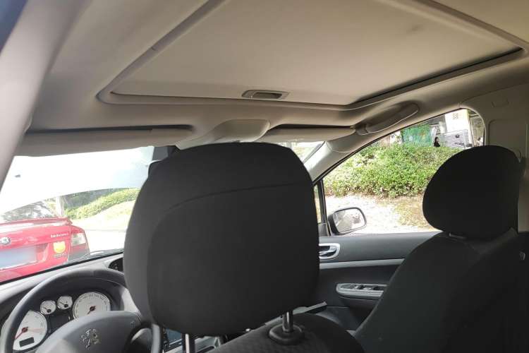 Used Peugeot 307 2012 Hatchback 1.6L Automatic Comfort Edition Headliner