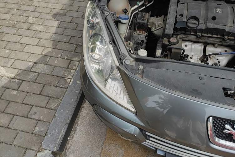 Used Peugeot 307 2012 Hatchback 1.6L Automatic Comfort Edition Right Front Headlight