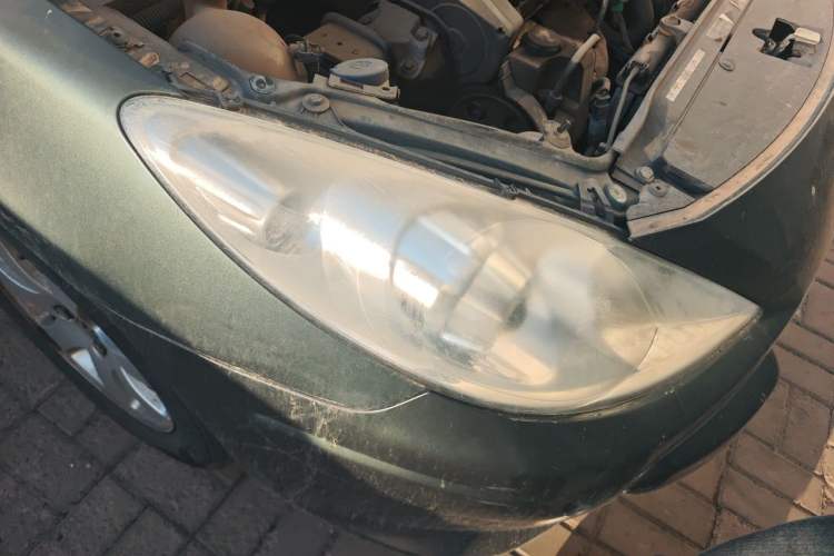 Used Peugeot 307 2012 Hatchback 1.6L Automatic Comfort Edition Right Front Headlight