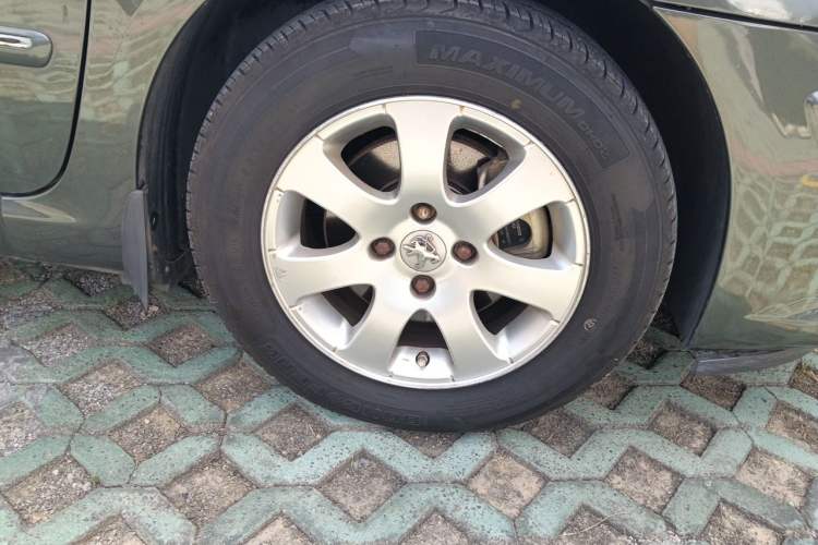 Used Peugeot 307 2012 Hatchback 1.6L Automatic Comfort Edition Right Front Wheel Hub