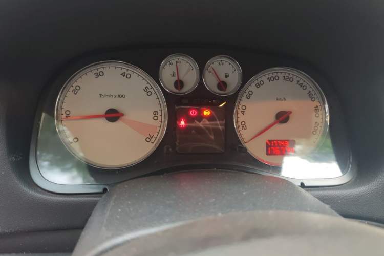 Used Peugeot 307 2012 Hatchback 1.6L Manual Comfort Edition Odometer Close Up