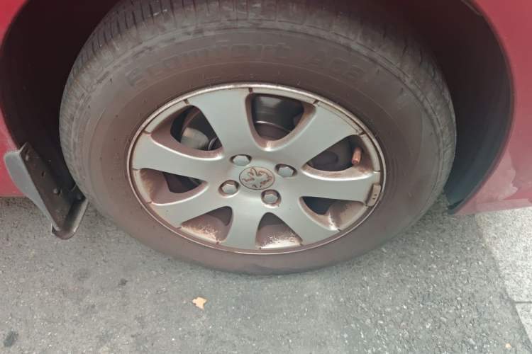 Used Peugeot 307 2012 Hatchback 1.6L Manual Comfort Edition Right Front Wheel Hub