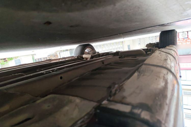 Used Peugeot 307 2012 1.6L Automatic CROSS Chassis Front Right