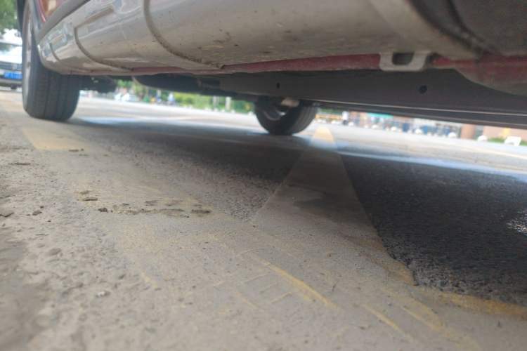 Used Peugeot 307 2012 1.6L Automatic CROSS Chassis Front Right