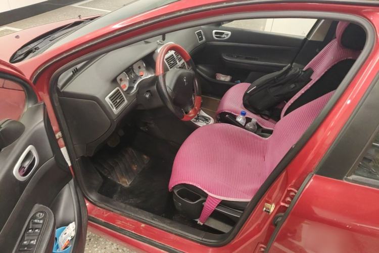 Used Peugeot 307 2012 Hatchback 1.6L Automatic Comfort Edition Driver Seat