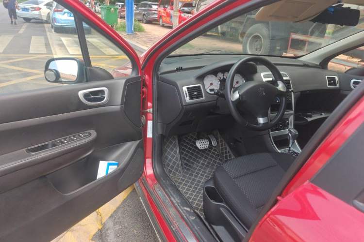 Used Peugeot 307 2012 1.6L Automatic CROSS Driver Seat