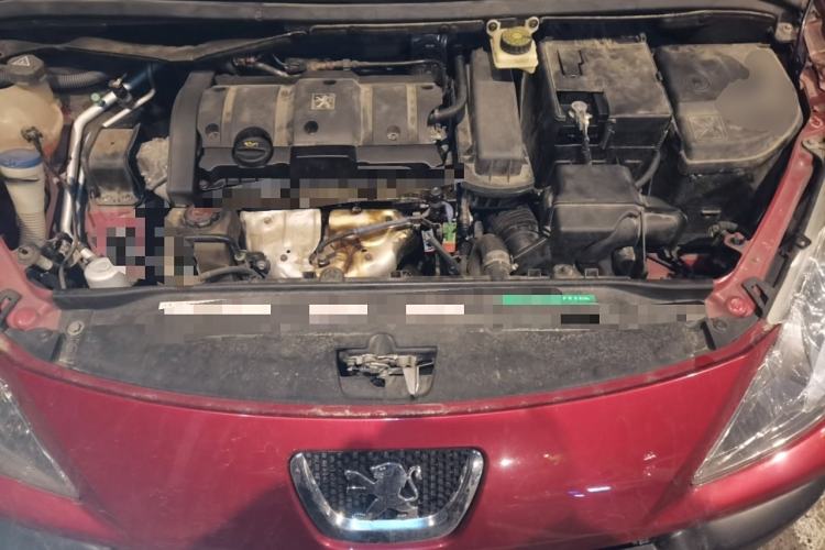 Used Peugeot 307 2012 1.6L Automatic CROSS Engine Bay
