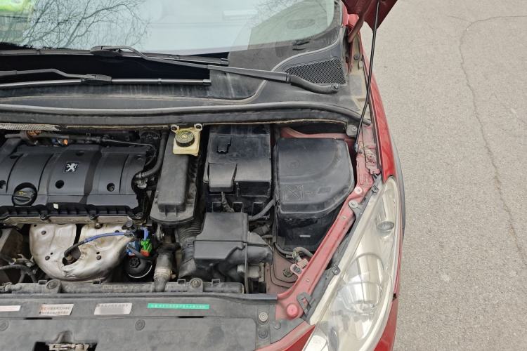 Used Peugeot 307 2012 1.6L Manual CROSS Engine Bay Left