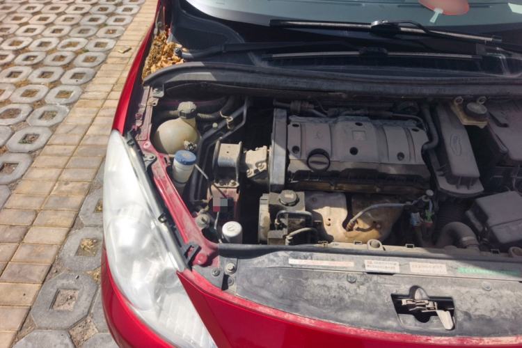 Used Peugeot 307 2012 Hatchback 1.6L Manual Comfort Edition Engine Bay Right