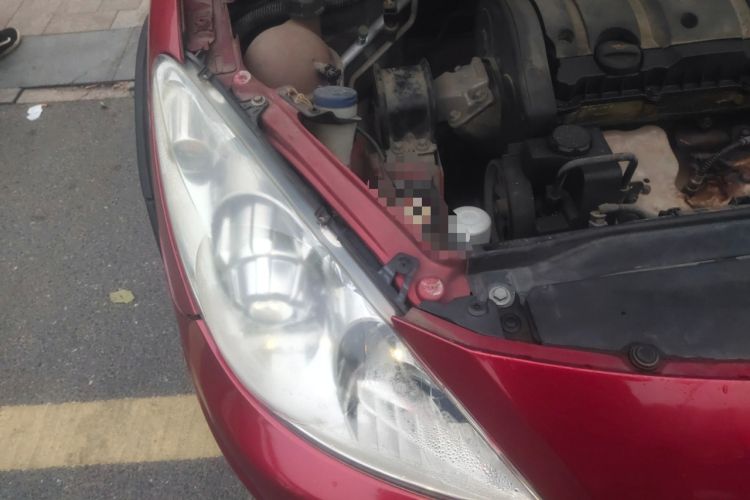 Used Peugeot 307 2012 Hatchback 1.6L Manual Comfort Edition Engine Bay Right