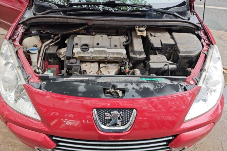 Used Peugeot 307 2012 1.6L Manual CROSS Engine Bay