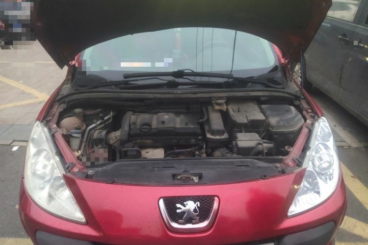 Used Peugeot 307 2012 Hatchback 1.6L Manual Comfort Edition Engine Bay