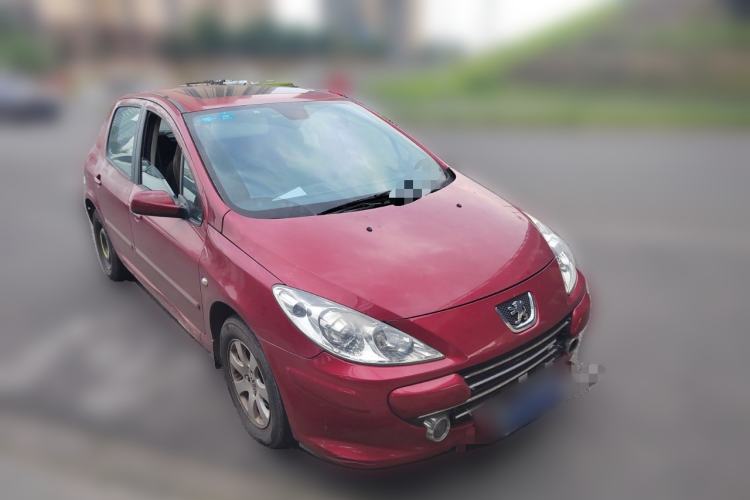 Used Peugeot 307 2012 Hatchback 1.6L Manual Comfort Edition Front Right 45 Deg
