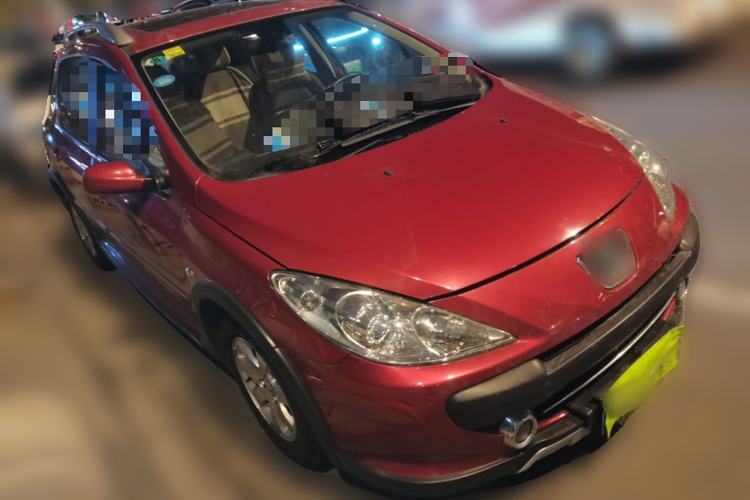 Used Peugeot 307 2012 1.6L Automatic CROSS Front Right 45 Deg