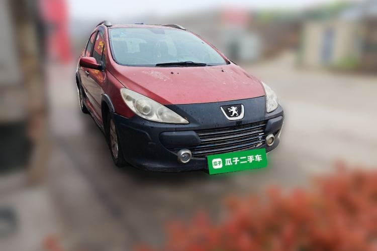 Used Peugeot 307 2012 1.6L Automatic CROSS Front Right 45 Deg